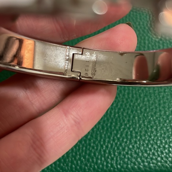 Hermes Clic H Bracelet - Picture 4 of 7